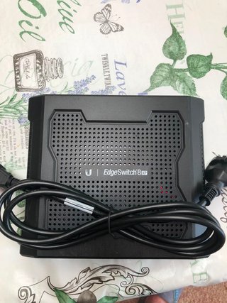 Lote 2 Ubiquiti EdgeSwitch 8XT TS-8-PRO PoE