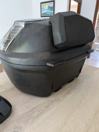 Baúl GIVI moto negro