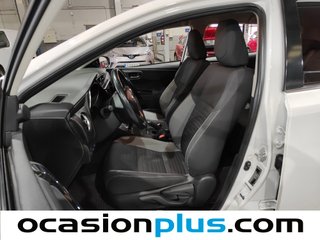 Toyota Auris 1.8 Hybrid Active 100 kW (136 CV)