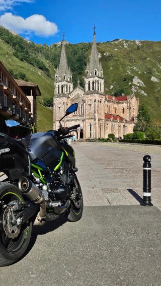 Kawasaki Z900 2020 Full