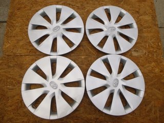4 Tapacubos Toyota 15”