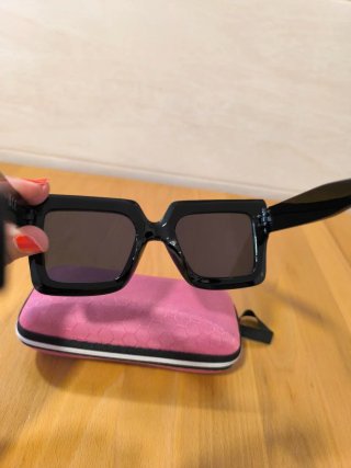 Occhiali da sole da donna neri