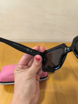 Occhiali da sole da donna neri