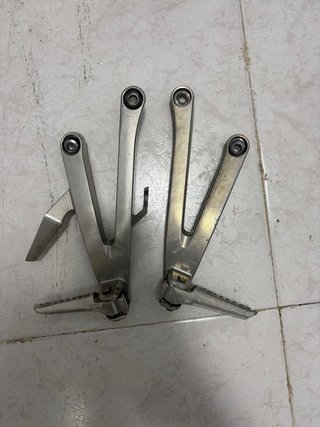 Estriberas pasajero Honda CBR600RR 2008 PC40