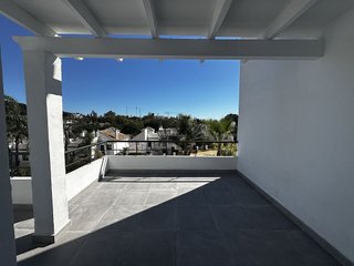 Piso en venta en Los Naranjos - Las Brisas en Marbella