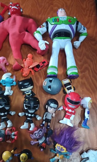 Lote de figuras vintage variadas