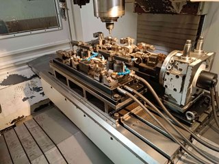 CENTRO MECANIZADO FIRST V43 ROBOTIZADO