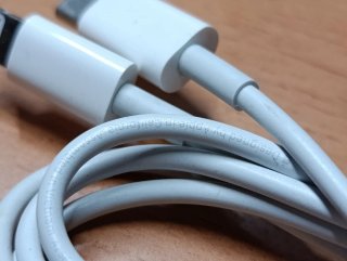 Adaptador Apple 30W USB-C + Cable USB-C/Lightning