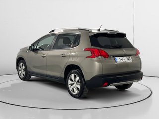Peugeot 2008 BlueHDi 100 Style 73 kW (100 CV)