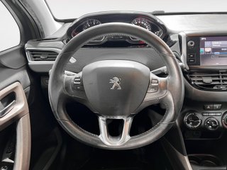 Peugeot 2008 BlueHDi 100 Style 73 kW (100 CV)