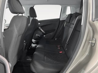Peugeot 2008 BlueHDi 100 Style 73 kW (100 CV)