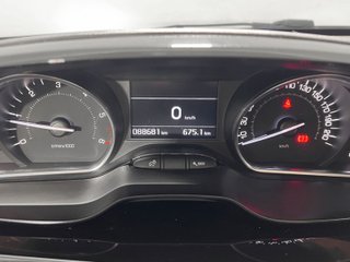 Peugeot 2008 BlueHDi 100 Style 73 kW (100 CV)