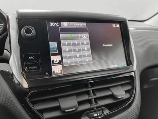 Peugeot 2008 BlueHDi 100 Style 73 kW (100 CV)