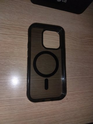 Funda protectora iPhone 15 Pro Original negra.