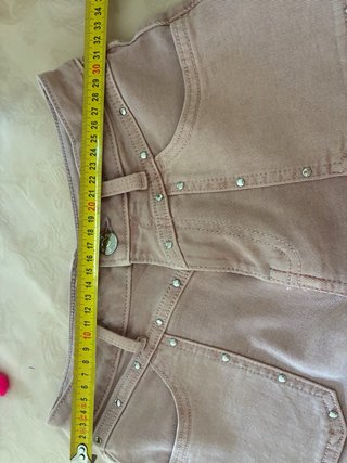 Pantalón corto Mango rosa tachuelas T.32