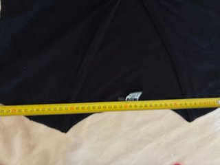 Top negro con detalle de lentejuelas
