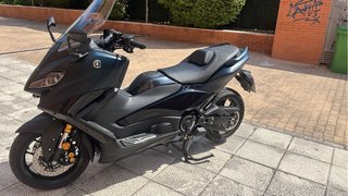 Yamaha TMAX Tech MAX 2022 - 15.600 km