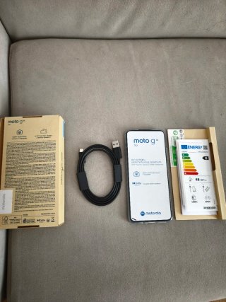Motorola Moto G35 5G 128GB Nero con custodia nuova
