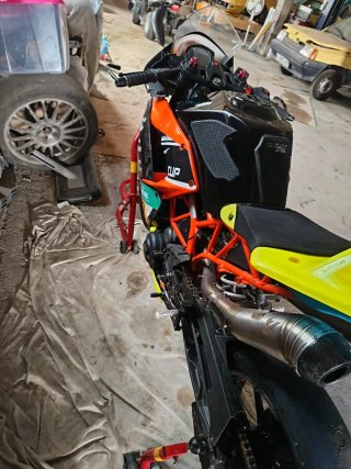 KTM RC 390 Cup
