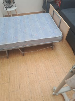 Cama plegable con colchón