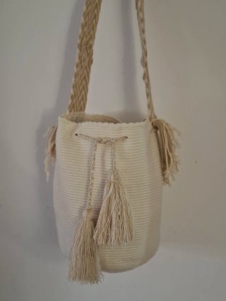 Bolso tejido ARHAUCOS hecho a mano