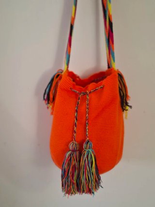 Bolso tejido ARHAUCOS hecho a mano