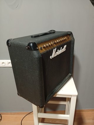 Amplificador Marshall Valvestate 65W
