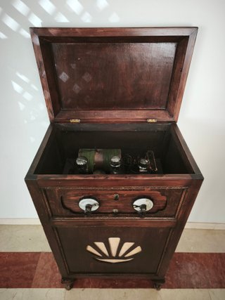 Radio Antigua Receptor Años 20 del siglo XX.