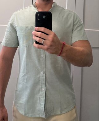 Camisa verde cuello mao
