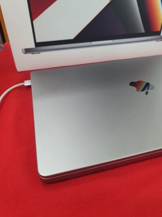 MacBook Pro 16 A2485 Plata