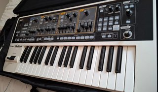 Roland GAIA SH-01 Sintetizador Teclado