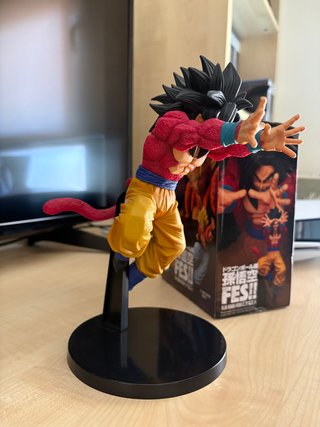 Super Saiyan 4 Son Goku Dragon Ball Banpresto