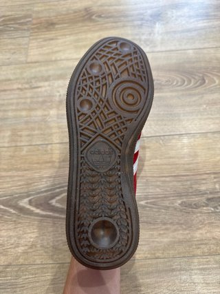 Sneakers Adidas Rosse e Bianche