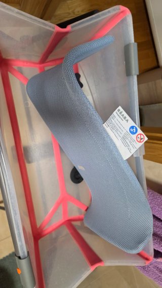 Bañera Stokke con patas y hamaca