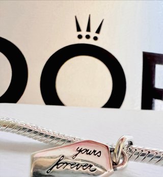 Charm Pandora