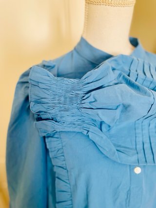 Vestido FRNCH azul con volantes manga abullonada