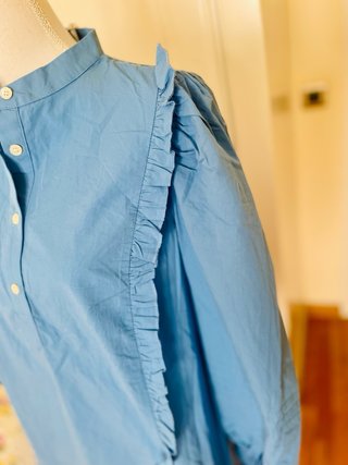 Vestido FRNCH azul con volantes manga abullonada