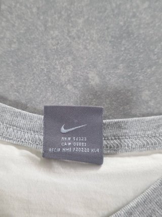 T-Shirt Nike Vintage Y2K Raglan Bianca E Grigia L