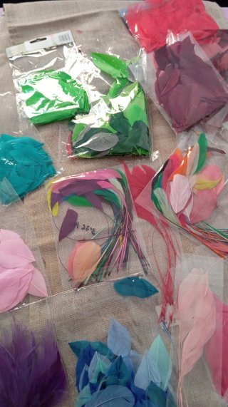 Plumas decorativas para manualidades