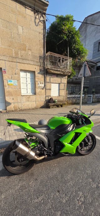 Kawasaki Ninja ZX6R