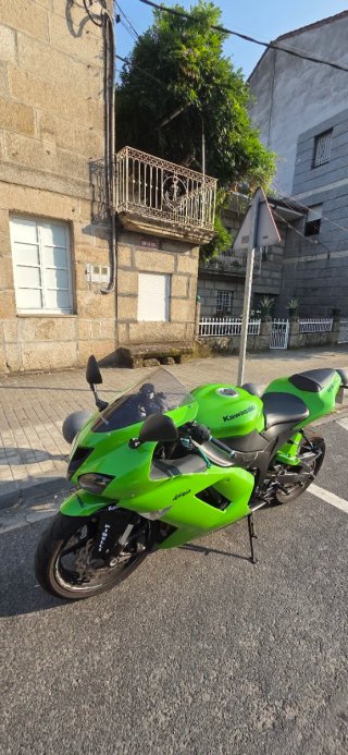 Kawasaki Ninja ZX6R
