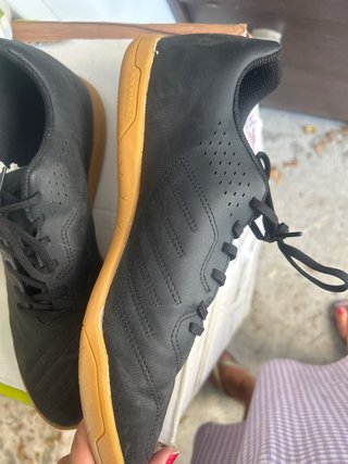 Botas de fútbol negras talla 44