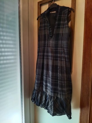 Vestido de tirantes a cuadros
