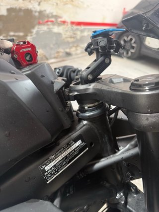 Honda CBR 650R Negra