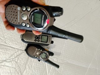 3 Walkie Talkie Motorola: uno TLKR-T7 e due T5622