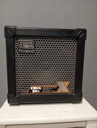 Roland Cube 20X Amplificador Guitarra