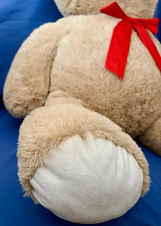 Oso de peluche XL con lazo rojo