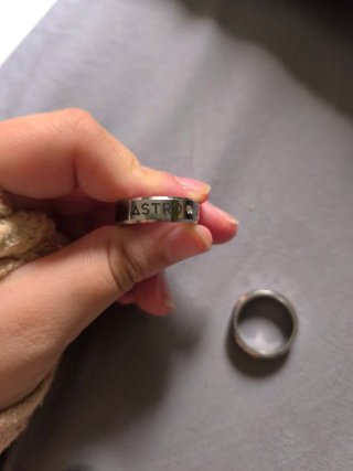Se vende Anillos de acero inoxidable de KPOP