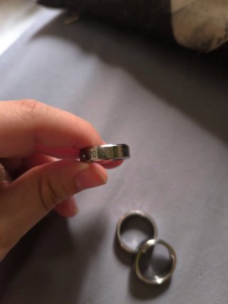 Se vende Anillos de acero inoxidable de KPOP