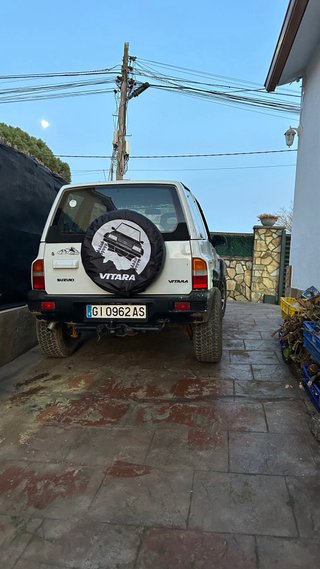 Suzuki Vitara 1.6 hard top